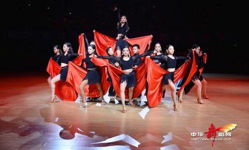 成都舞蹈馆吃瓜事件,揭秘舞蹈圈内的惊人内幕