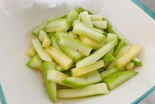 脆瓜如何吃,探索美味与营养的完美结合