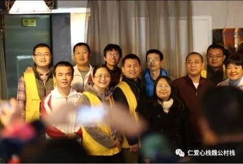 小韩吃瓜观众,揭秘娱乐圈幕后故事