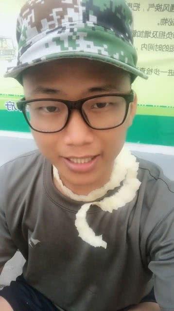 吃瓜博主唠嗑,吃瓜博主带你揭秘娱乐圈幕后故事