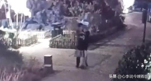 兰州老街吃瓜图片,夏日风情尽收眼底